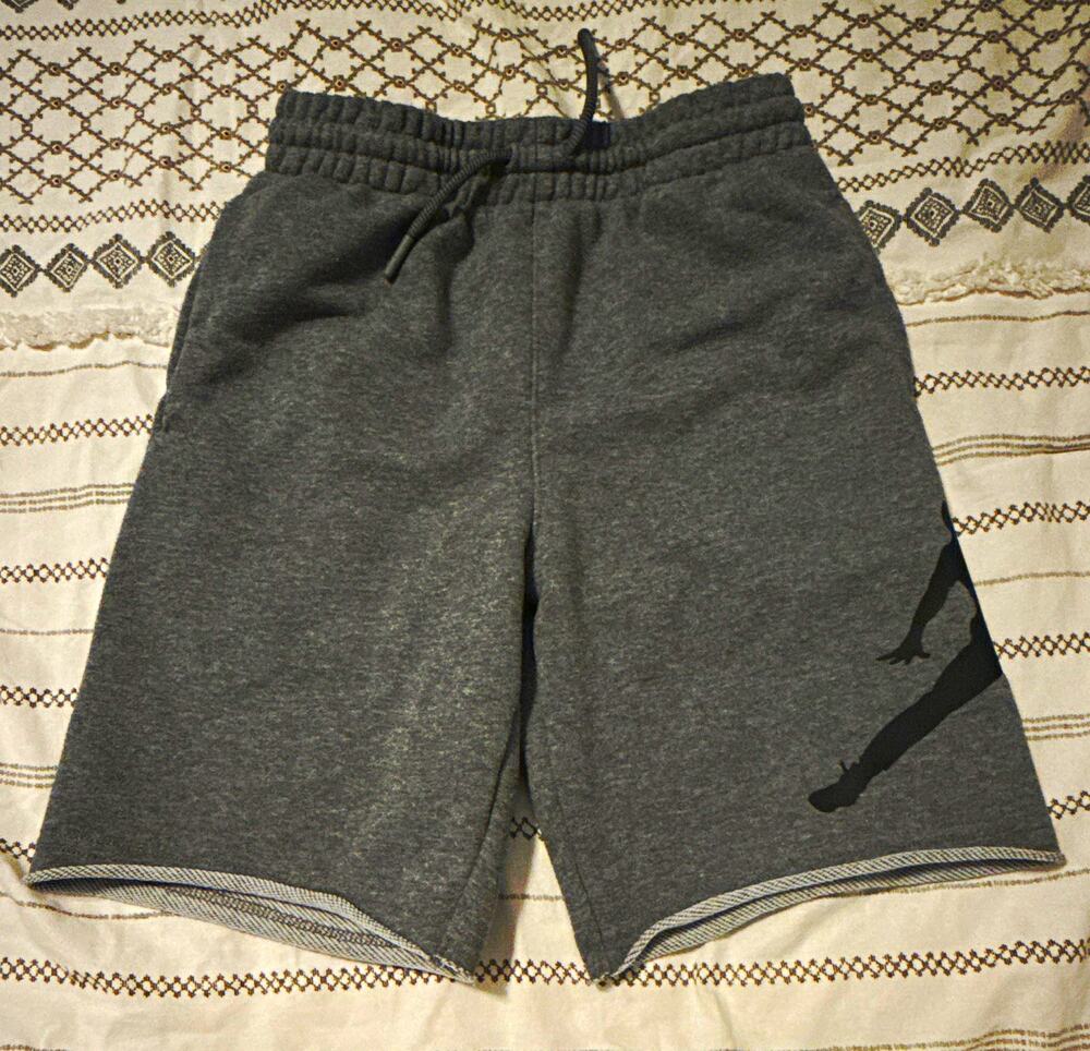 Jordan Jumpman Boys Athletic Shorts M Gray Fleece Drawstring Elastic Pockets